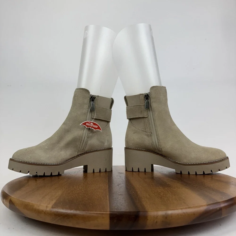 New‎ NWOB Womens Blondo Waterproof Dakota Beige Nubuck Platform Boots Size 6 M